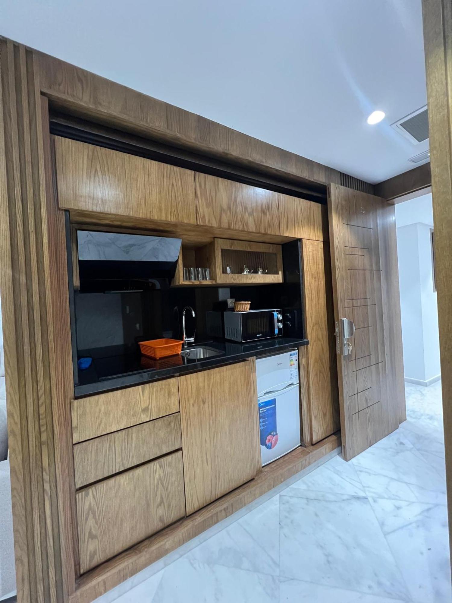 Luxe Tanger Apartment Exterior foto