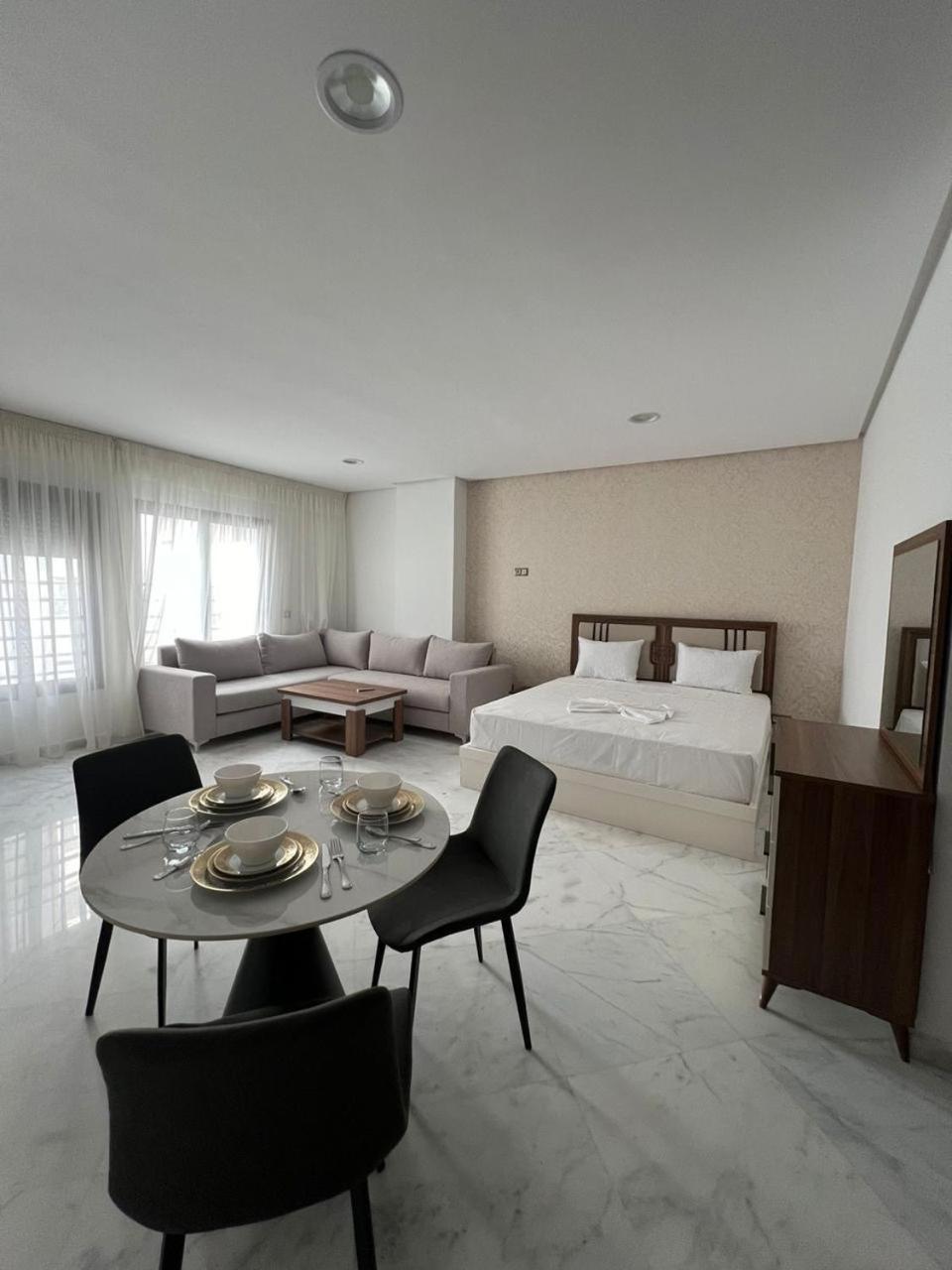 Luxe Tanger Apartment Exterior foto